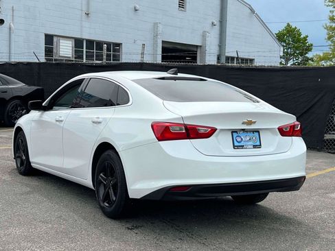 Used 2021 Chevrolet Malibu LS w/ LPO, Convenience Package 2 FWD image 9