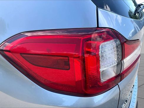 Used 2022 Subaru Ascent Limited w/ Technology Package AWD/4WD image 29