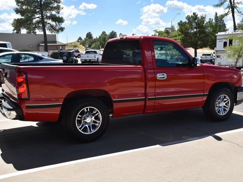 Used 2004 Chevrolet Silverado 1500 W/T RWD image 6
