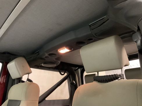 Used 2010 Jeep Wrangler Sport AWD/4WD image 3