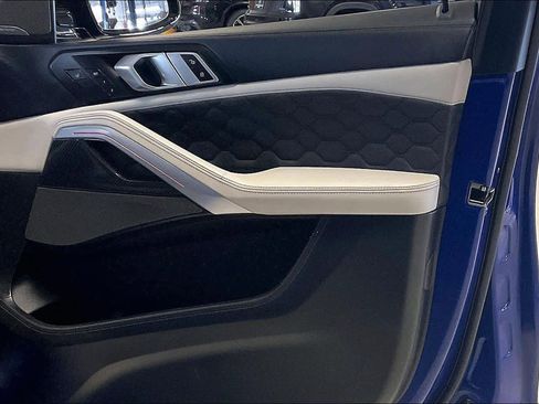 Used 2022 BMW X6 M w/ Competition Package image 22