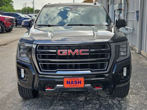 Used 2023 GMC Yukon XL AT4 w/ AT4 Premium Package AWD/4WD image 2
