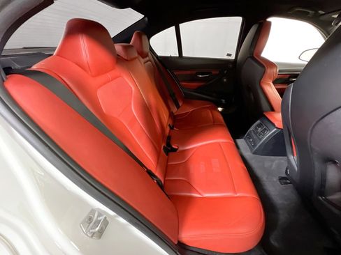 Used 2018 BMW M3 image 27