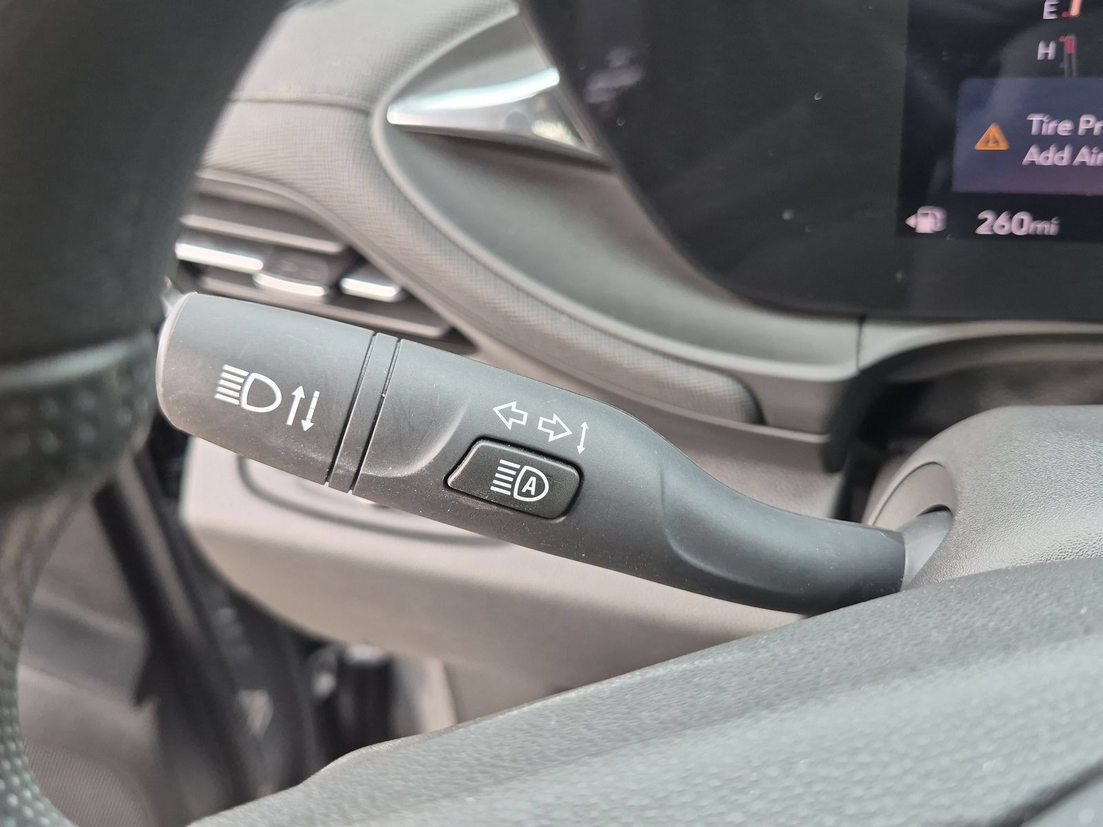 Used 2026 Buick Envista Preferred FWD image 26