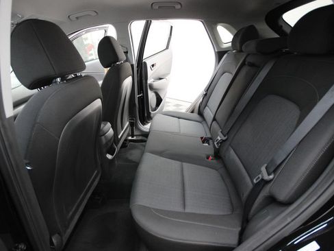 Used 2023 Hyundai Kona SEL AWD/4WD image 24