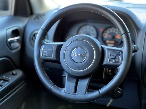 Used 2017 Jeep Patriot Latitude image 67