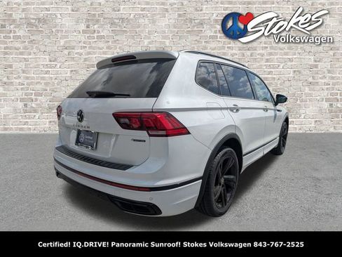 Certified 2023 Volkswagen Tiguan SE R-Line image 4