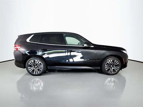 Used 2025 BMW X3 xDrive30i w/ Premium Package image 8