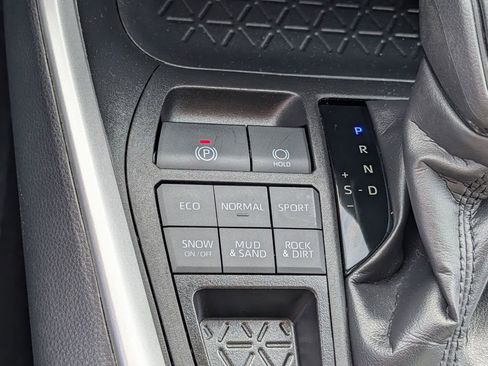 Used 2025 Toyota RAV4 XLE w/ Convenience Package image 50