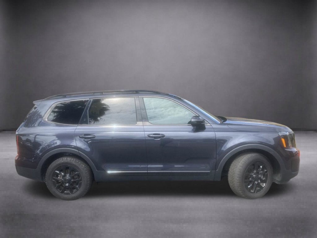 Used 2025 Kia Telluride AWD image 8