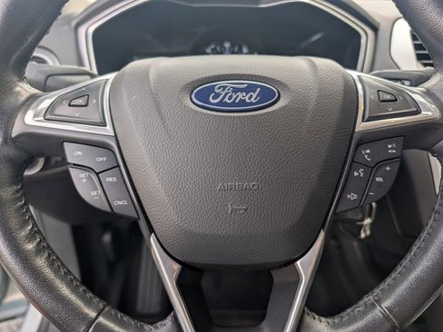 Used 2013 Ford Fusion SE FWD image 15