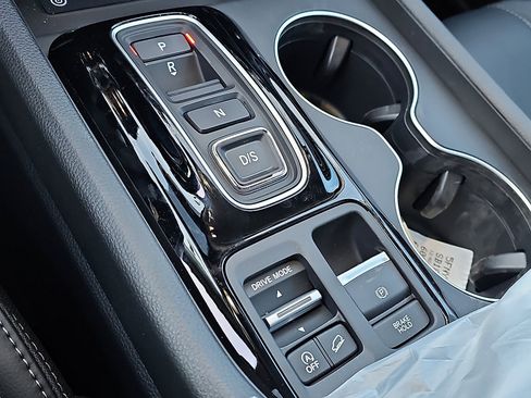 New 2025 Honda Pilot EX-L image 7