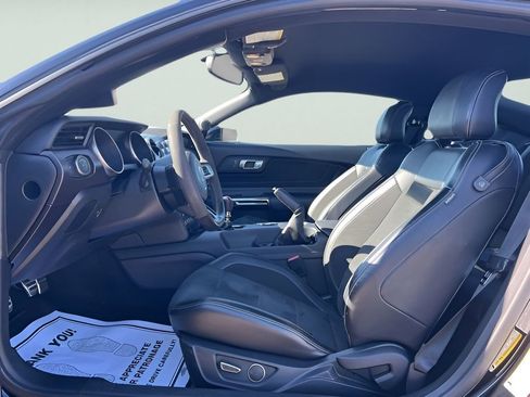 Used 2016 Ford Mustang Shelby GT350 w/ Technology Package image 19