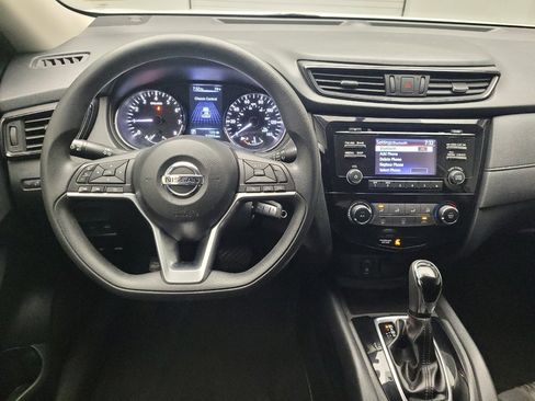 Used 2017 Nissan Rogue S FWD image 22