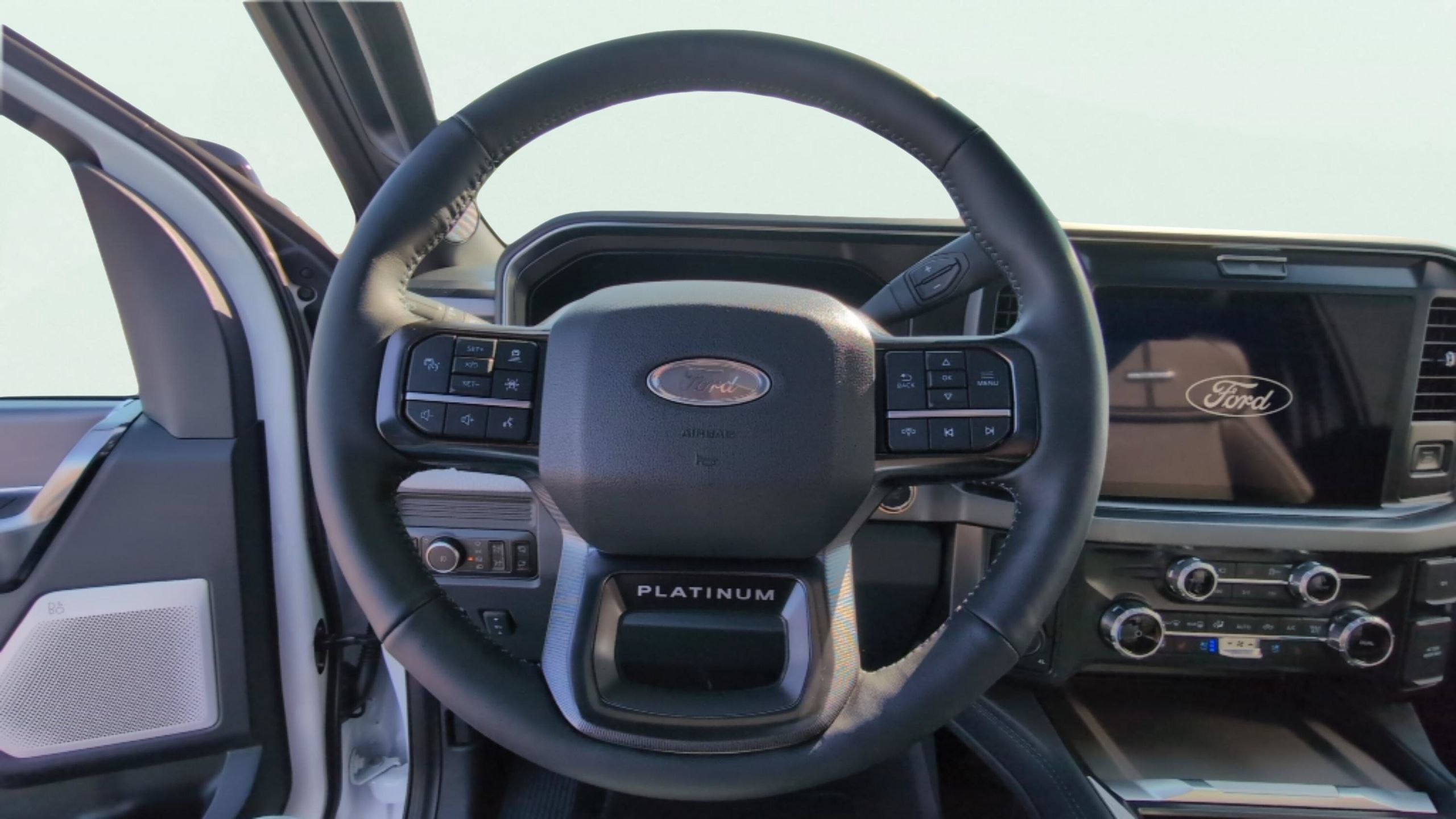 Used 2026 Ford F250 Platinum AWD/4WD image 19