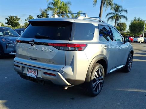 New 2025 Nissan Pathfinder Platinum w/ Cargo Package image 3