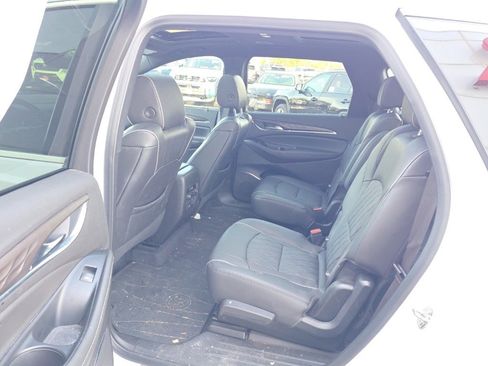 Used 2024 Buick Enclave Avenir w/ Avenir Technology Package image 13