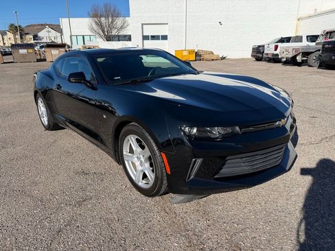 Used 2017 Chevrolet Camaro LT image 3