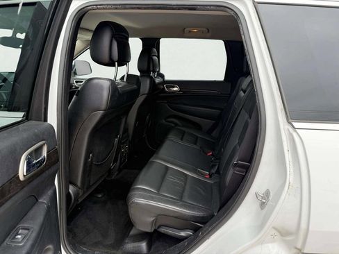 Used 2013 Jeep Grand Cherokee Laredo image 11