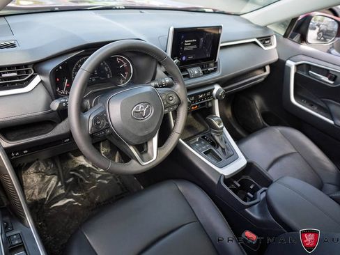 Used 2025 Toyota RAV4 XLE Premium FWD image 18