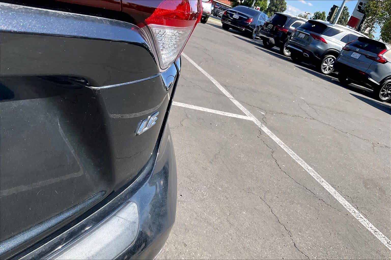 Used 2020 Toyota Corolla LE FWD image 9