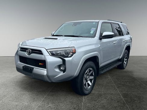 Used 2024 Toyota 4Runner TRD Off-Road AWD/4WD image 4