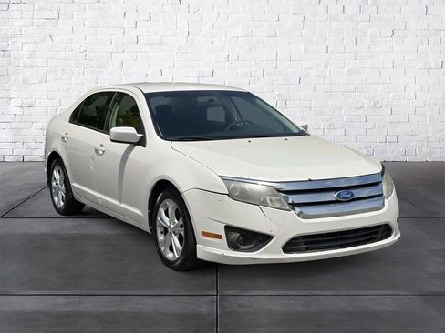 Used 2010 Ford Fusion SE FWD image 1
