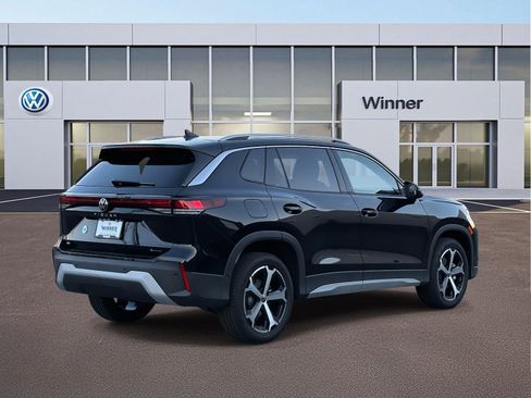 New 2026 Volkswagen Tiguan SE image 6