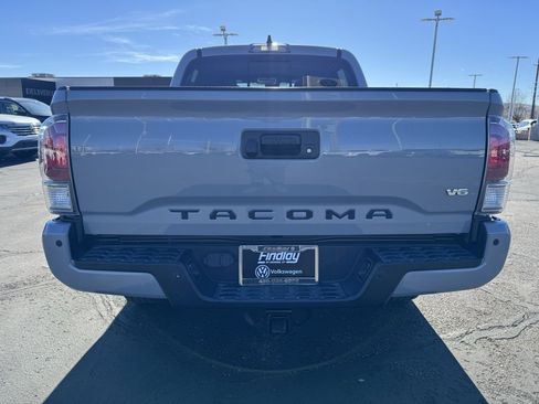 Used 2021 Toyota Tacoma TRD Sport image 6