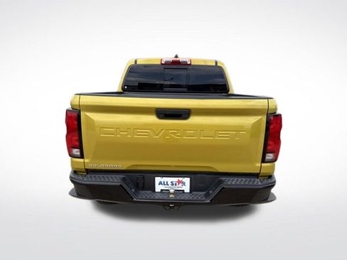 Used 2023 Chevrolet Colorado Z71 AWD/4WD image 6