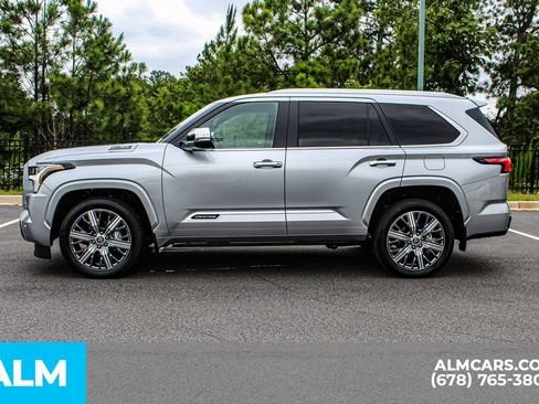 Used 2024 Toyota Sequoia Capstone image 7