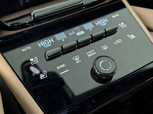 Used 2026 Porsche Cayenne S image 34