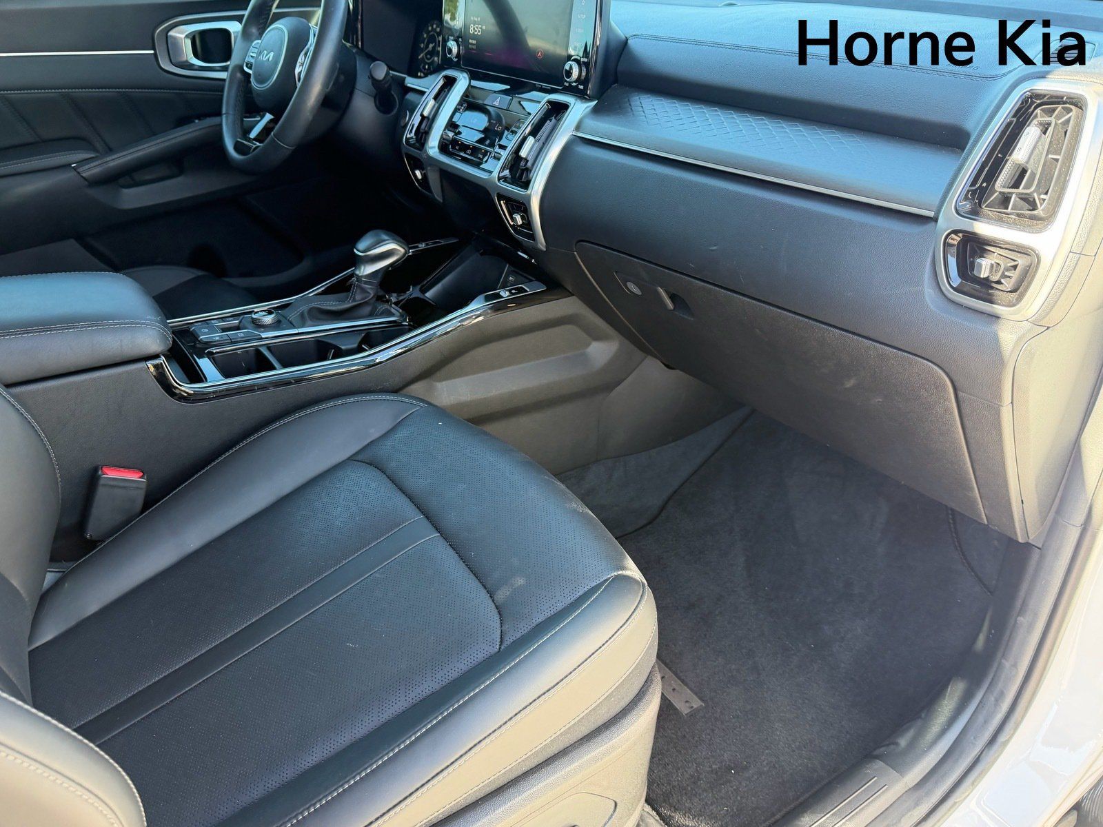 Used 2023 Kia Sorento SX AWD/4WD image 13