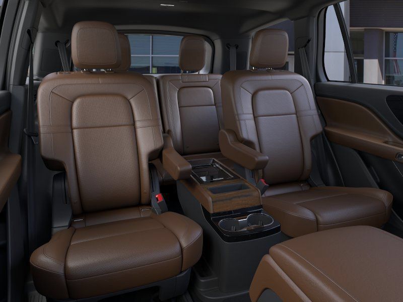 New 2026 Lincoln Aviator Reserve w/ Illumination Package RWD image 11