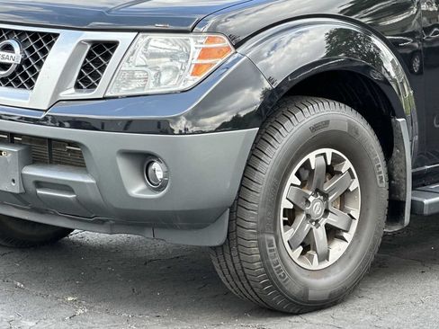 Used 2017 Nissan Frontier PRO-4X AWD/4WD image 8