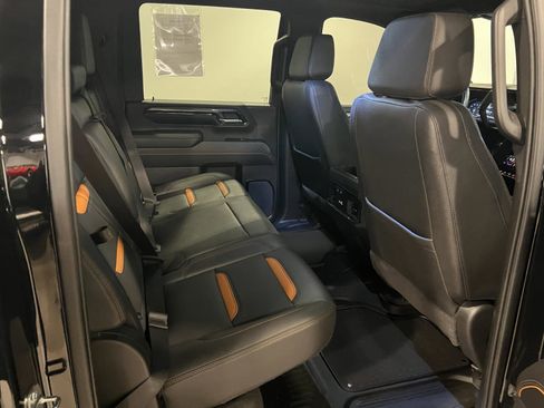 Used 2024 GMC Sierra 2500 AT4 w/ AT4 Premium Plus Package image 36