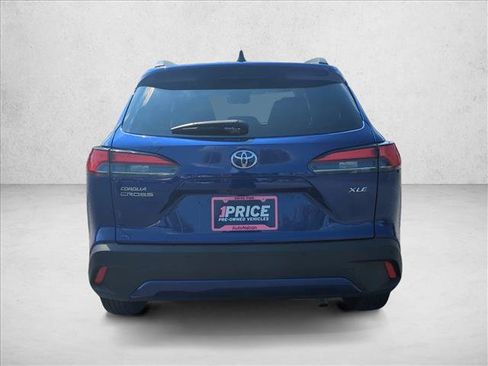 Certified 2025 Toyota Corolla Cross XLE FWD image 6
