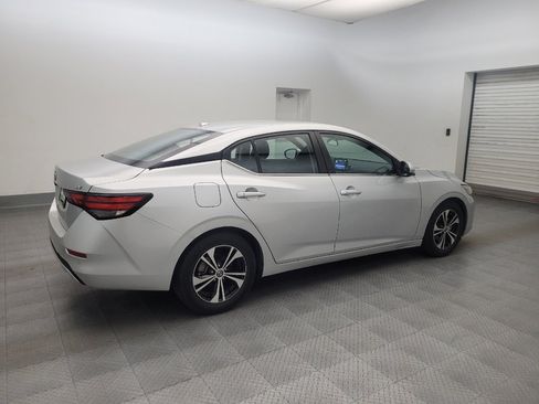 Used 2021 Nissan Sentra SV FWD image 10