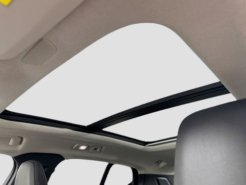 New 2026 Volvo XC40 B5 Core AWD/4WD image 20