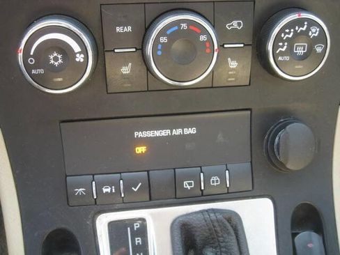 Used 2009 Suzuki XL7 Luxury image 21