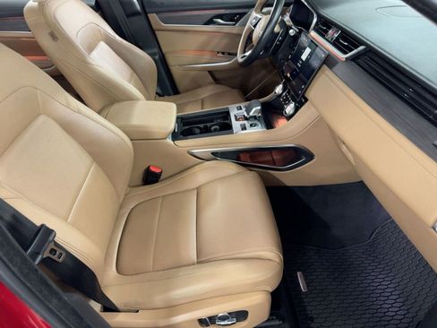 Used 2022 Jaguar F-PACE S image 30