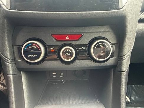 Used 2021 Subaru Crosstrek 2.0i AWD/4WD image 13