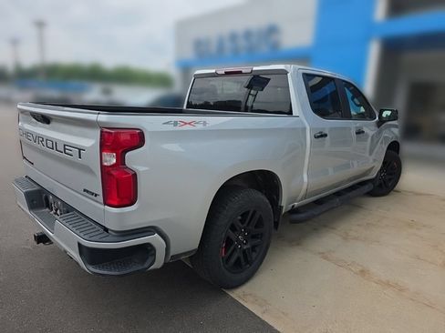 Used 2022 Chevrolet Silverado 1500 RST w/ Redline Edition AWD/4WD image 4