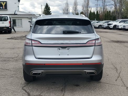 Certified 2023 Lincoln Nautilus AWD w/ Premium Package image 5