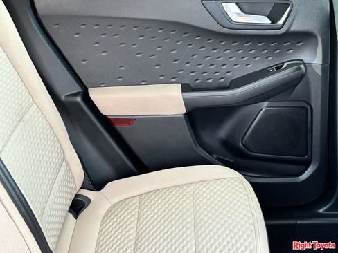 Used 2020 Ford Escape SE FWD image 14