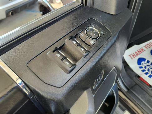 Used 2018 Ford F150 Platinum w/ Equipment Group 701A Luxury AWD/4WD image 16