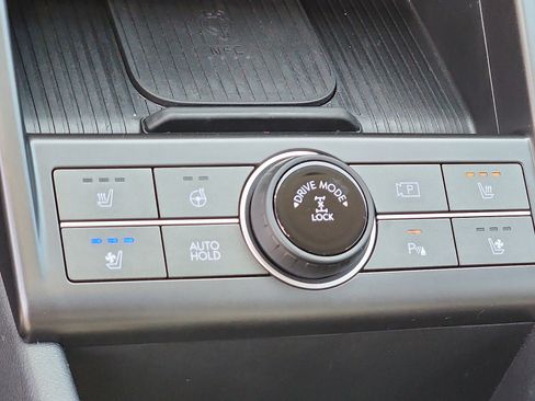 Used 2024 Hyundai Kona Limited AWD/4WD image 25
