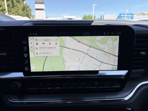 Used 2025 Chevrolet Silverado 1500 High Country image 24