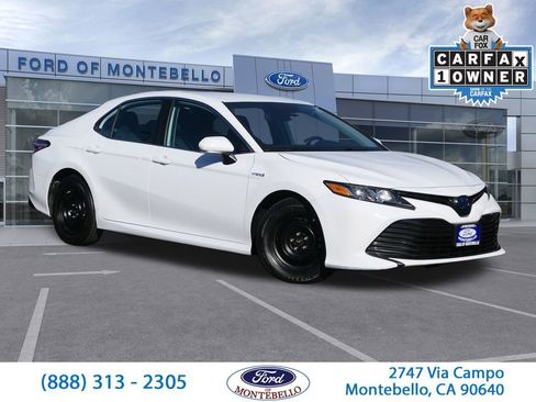 Used 2020 Toyota Camry LE w/ Fleet Convenience Package FWD image 1