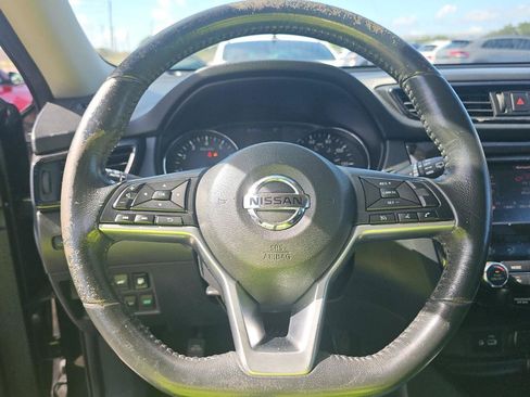 Used 2018 Nissan Rogue SV AWD/4WD image 11